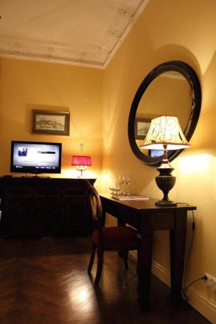 Cracow Apartments 24 คราคูฟ ภายนอก รูปภาพ